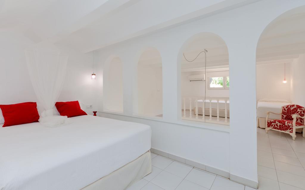 Apartamentos Mr La Racona Santa Llucia Exterior photo
